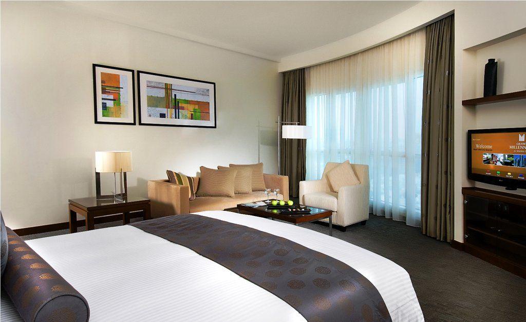 Grand Millennium Al Wahda Hotel And Executive Apartments Абу-Дабі Екстер'єр фото